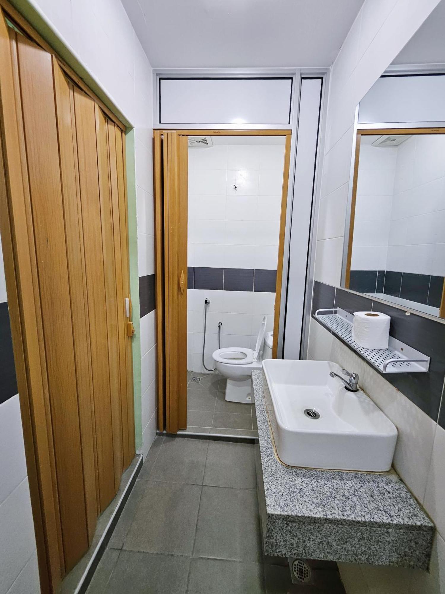 The 60 Hostel จอร์จทาวน์ ภายนอก รูปภาพ