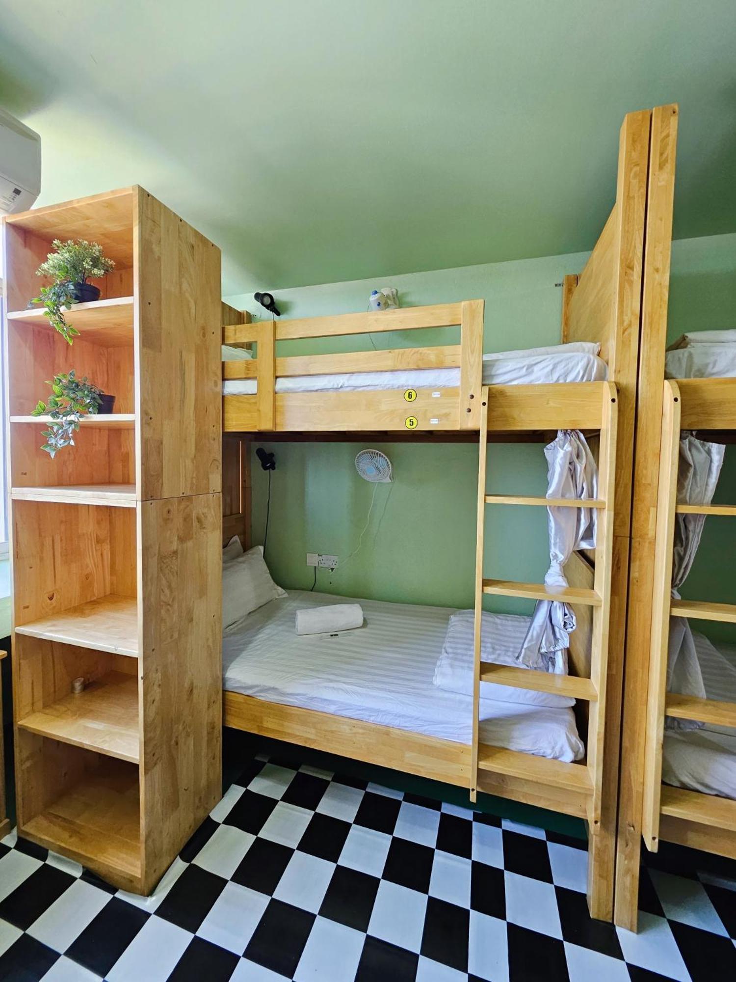 The 60 Hostel จอร์จทาวน์ ภายนอก รูปภาพ