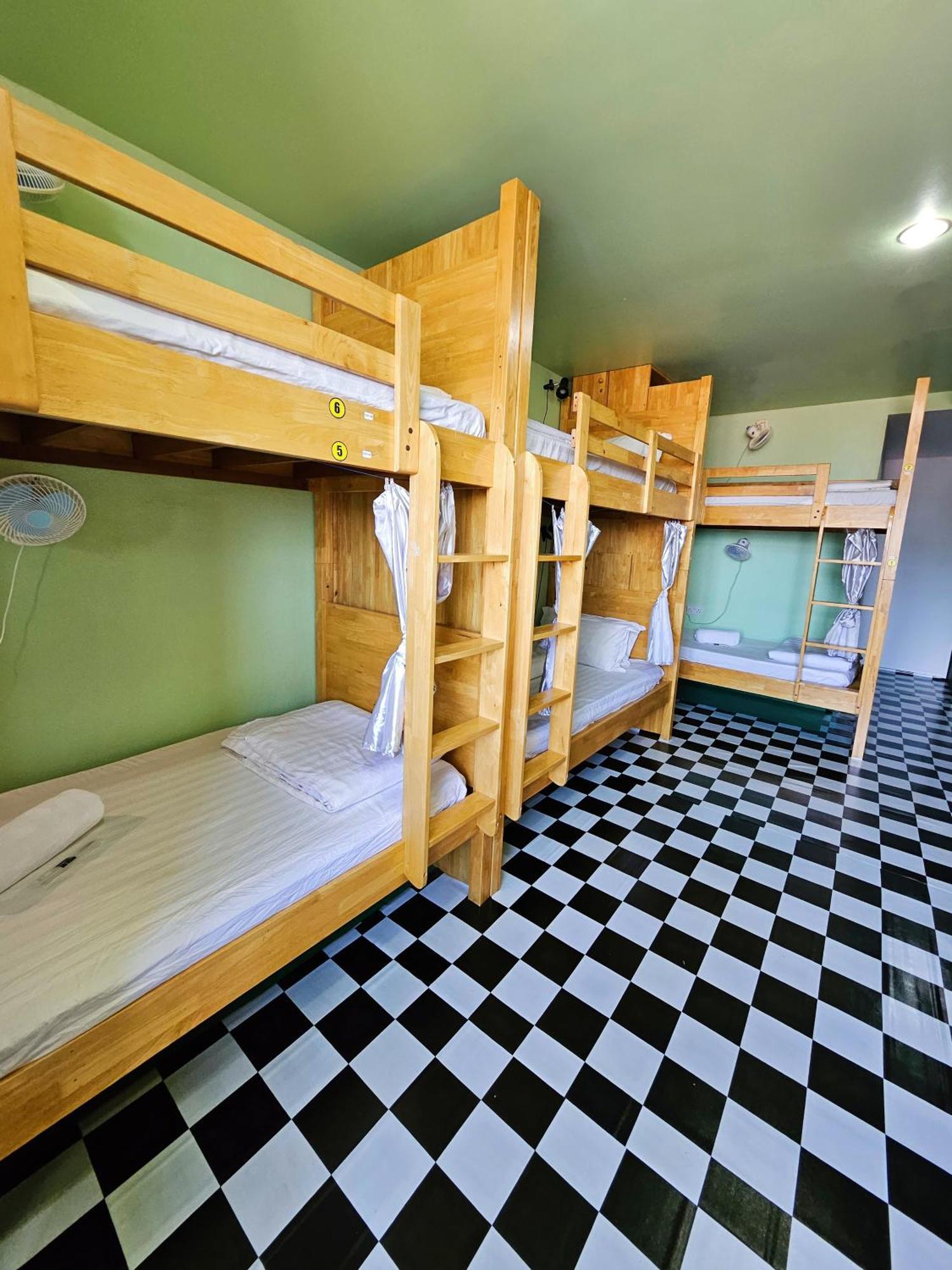 The 60 Hostel จอร์จทาวน์ ภายนอก รูปภาพ