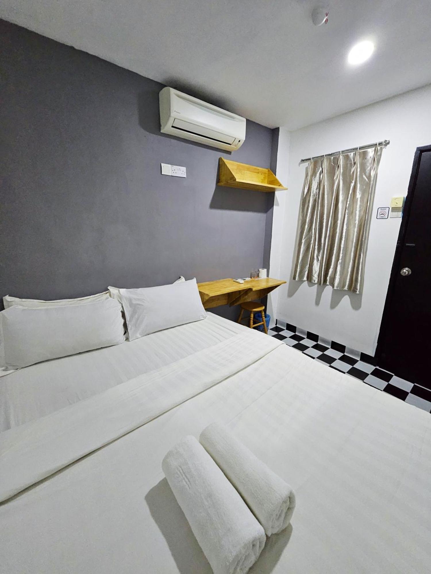 The 60 Hostel จอร์จทาวน์ ภายนอก รูปภาพ