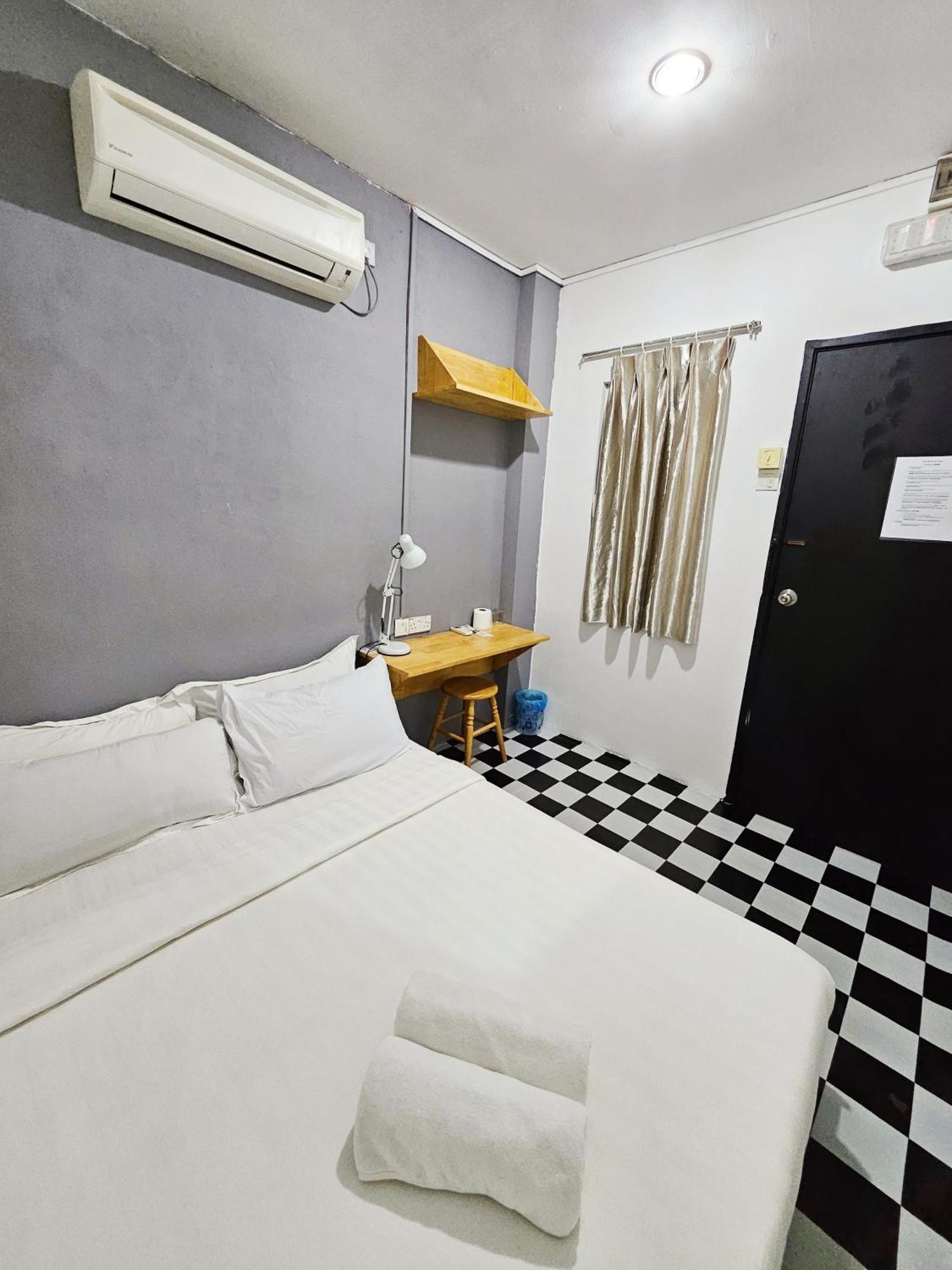 The 60 Hostel จอร์จทาวน์ ภายนอก รูปภาพ
