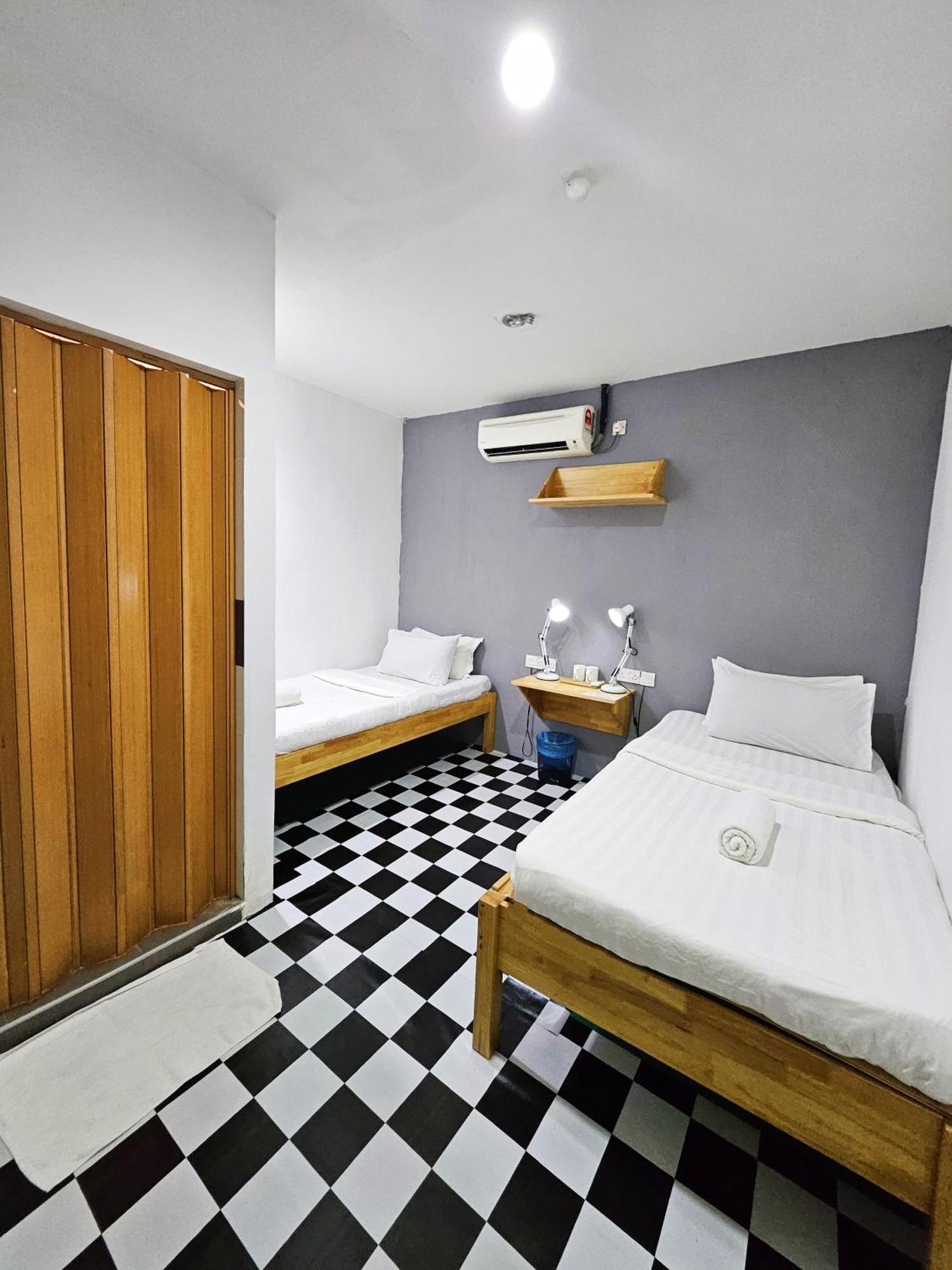 The 60 Hostel จอร์จทาวน์ ภายนอก รูปภาพ