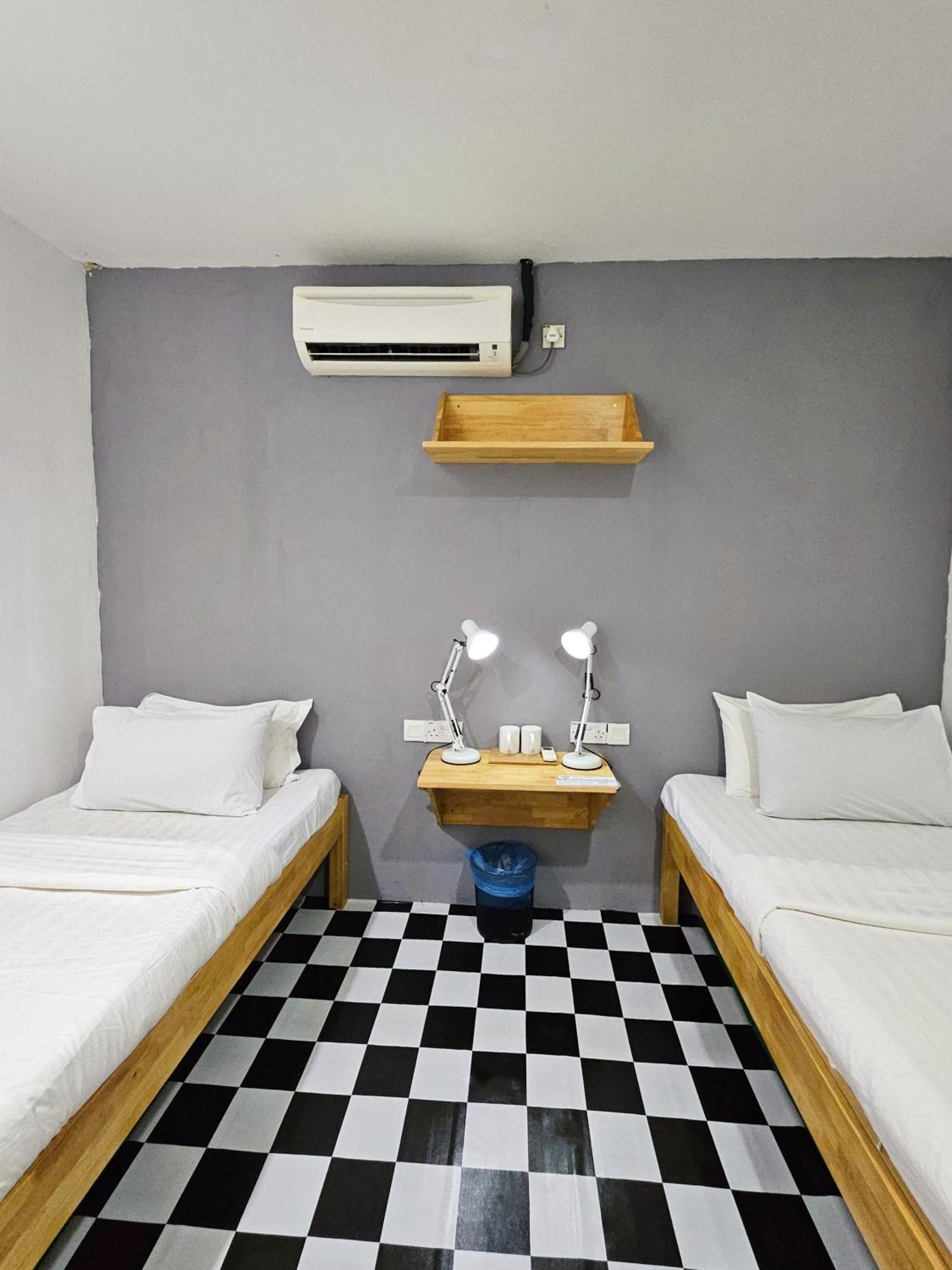 The 60 Hostel จอร์จทาวน์ ภายนอก รูปภาพ